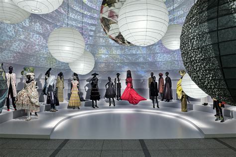 The New Christian Dior Couture Boutique in Tokyo: 